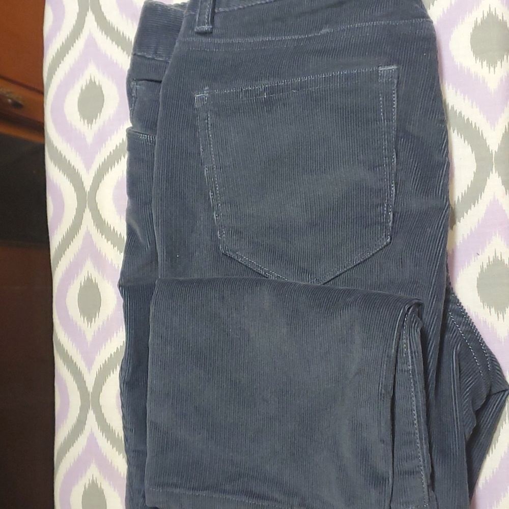 L.L. Bean // 6 Petite - Blue "Favorite Fit" Courdroy